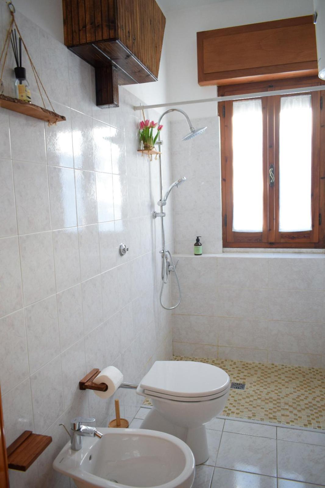 La Casa Del Carrubo Villa Каляри Екстериор снимка
